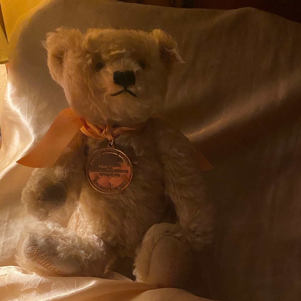 Streiff. Royal wedding Classic Beige Teddy Bear with Medal